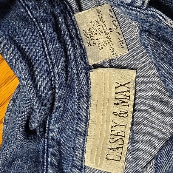 Vintage Christmas button up dinem shirt - Picture 3 of 5